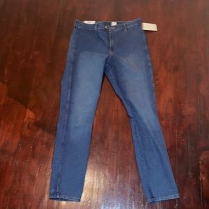 Beautiful brand new women’s/junior jeans